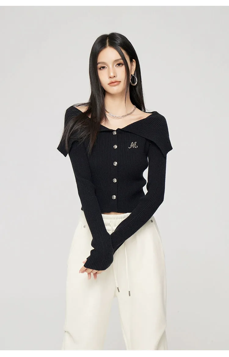 Black & Off-white Turn-down Collar Sweater