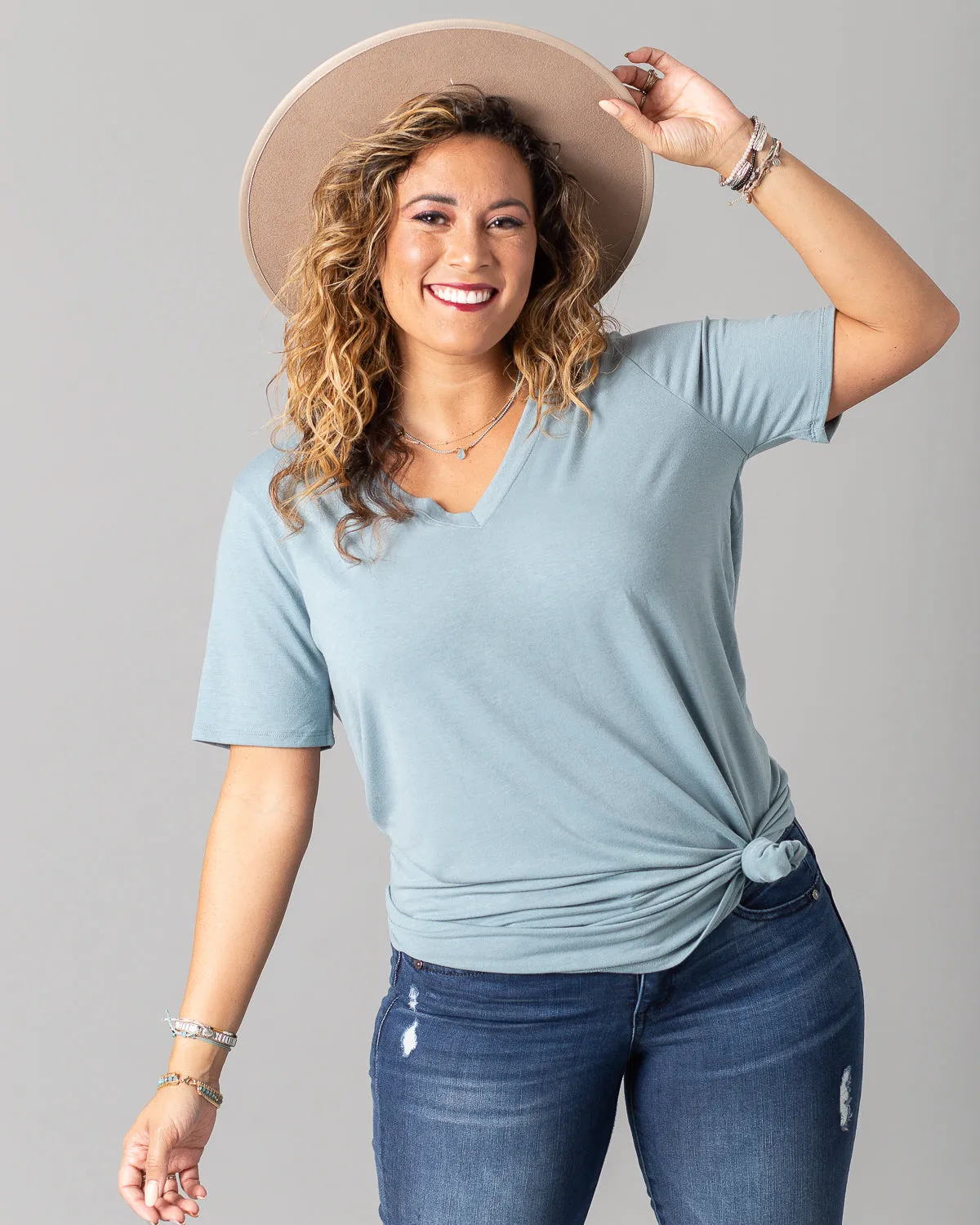 Jagger V-Neck T-Shirt | S
