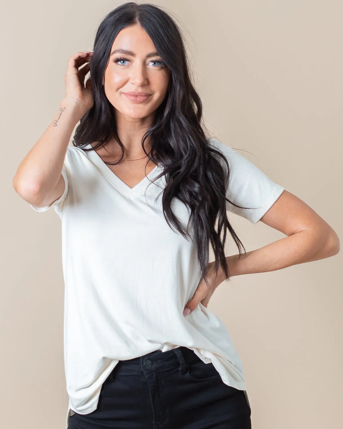 Jagger V-Neck T-Shirt | S