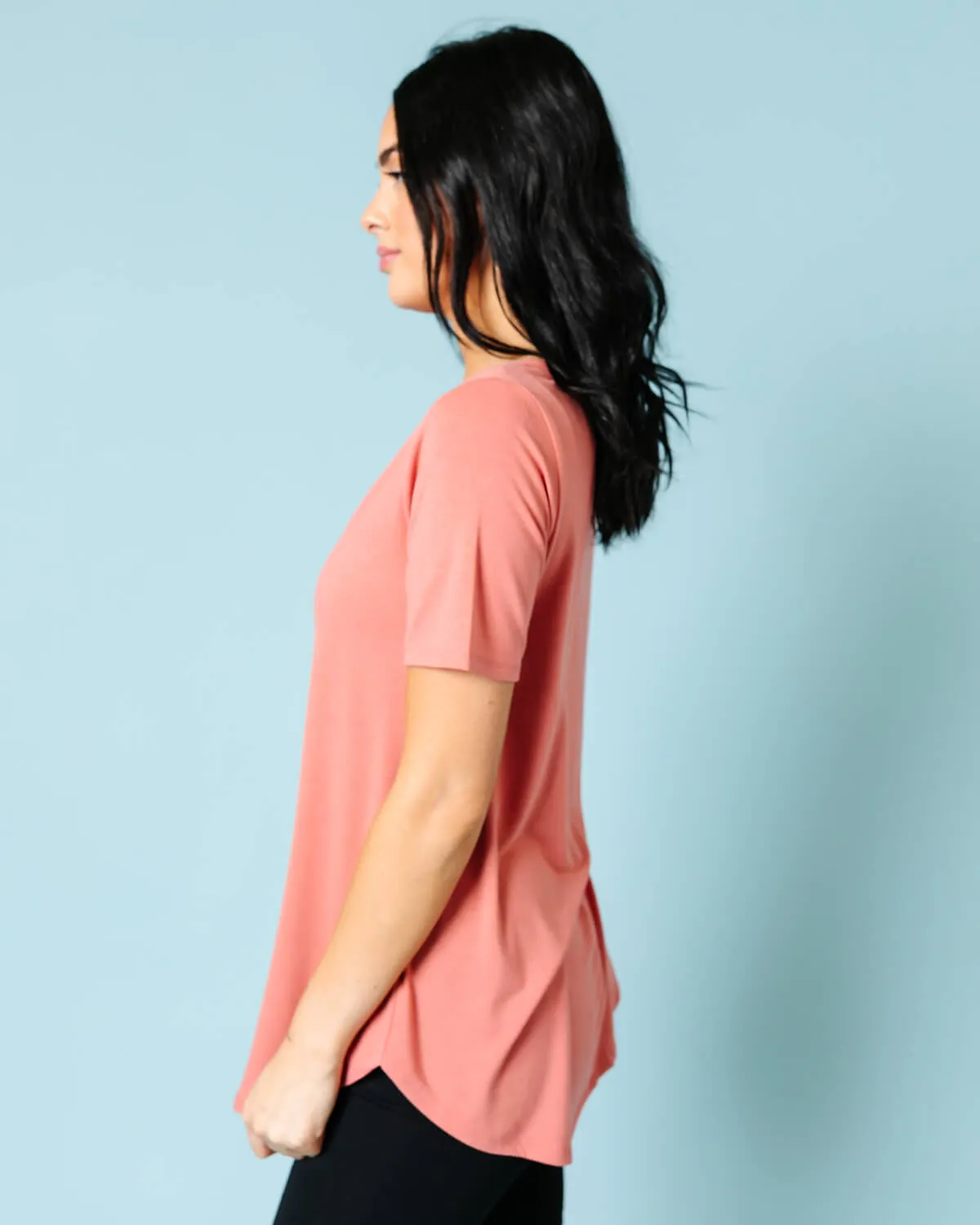 Jagger V-Neck T-Shirt | S